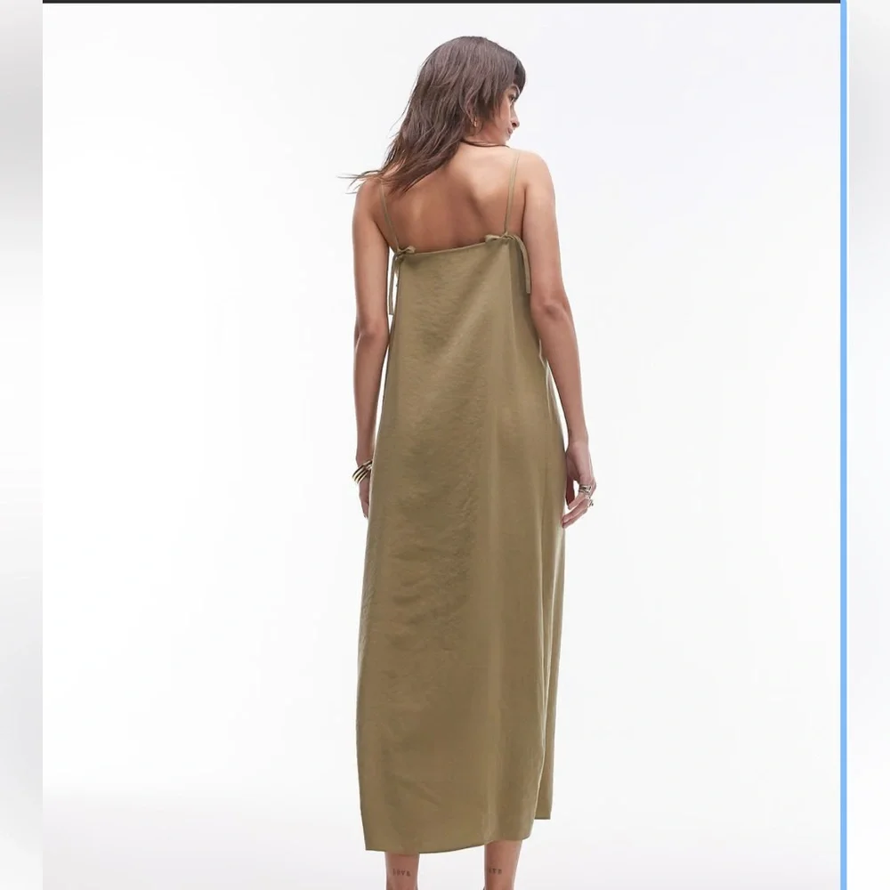 TOPSHOP CUPRO STUNNING MIDI DRESS ❤️NWT❤️IN STORES❤️ - Picture 3 of 5